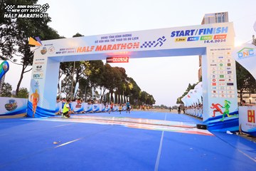 BINH DUONG NEW CITY HALF MARATHON 2024 - Ảnh #1729595