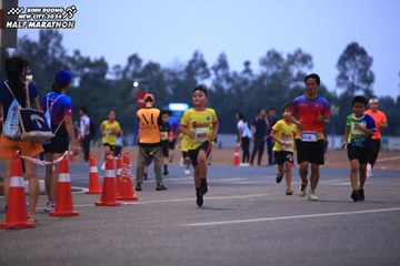 BINH DUONG NEW CITY HALF MARATHON 2024 - Ảnh #1728095