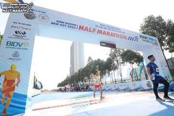 BINH DUONG NEW CITY HALF MARATHON 2024 - Ảnh #1819089