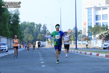 BINH DUONG NEW CITY HALF MARATHON 2024 - Ảnh #1766343