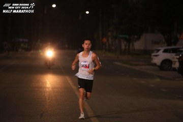 BINH DUONG NEW CITY HALF MARATHON 2024 - Ảnh #1741571
