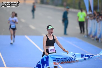 BINH DUONG NEW CITY HALF MARATHON 2024 - Ảnh #1738709