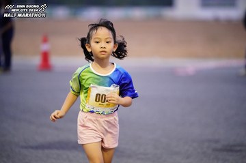 BINH DUONG NEW CITY HALF MARATHON 2024 - Ảnh #1725669