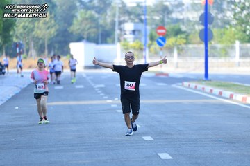 BINH DUONG NEW CITY HALF MARATHON 2024 - Ảnh #1770063