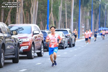 BINH DUONG NEW CITY HALF MARATHON 2024 - Ảnh #1756158