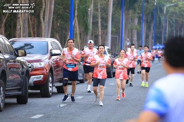 BINH DUONG NEW CITY HALF MARATHON 2024 - Ảnh #1756357