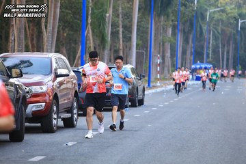 BINH DUONG NEW CITY HALF MARATHON 2024 - Ảnh #1756381