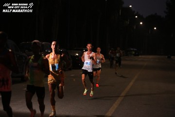 BINH DUONG NEW CITY HALF MARATHON 2024 - Ảnh #1739794