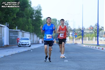 BINH DUONG NEW CITY HALF MARATHON 2024 - Ảnh #1766799