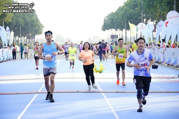 BINH DUONG NEW CITY HALF MARATHON 2024 - Ảnh #1758670