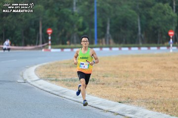 BINH DUONG NEW CITY HALF MARATHON 2024 - Ảnh #1735355
