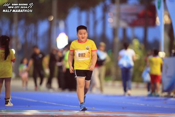 BINH DUONG NEW CITY HALF MARATHON 2024 - Ảnh #1728693