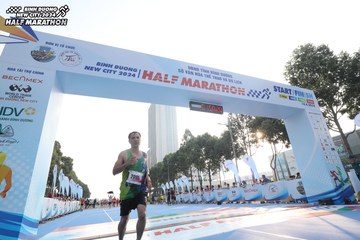 BINH DUONG NEW CITY HALF MARATHON 2024 - Ảnh #1821063