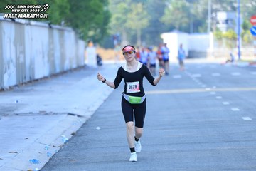 BINH DUONG NEW CITY HALF MARATHON 2024 - Ảnh #1770483