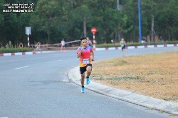 BINH DUONG NEW CITY HALF MARATHON 2024 - Ảnh #1735269
