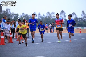 BINH DUONG NEW CITY HALF MARATHON 2024 - Ảnh #1727983