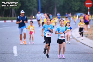 BINH DUONG NEW CITY HALF MARATHON 2024 - Ảnh #1726819