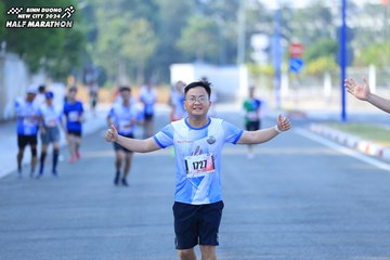 BINH DUONG NEW CITY HALF MARATHON 2024 - Ảnh #1770368