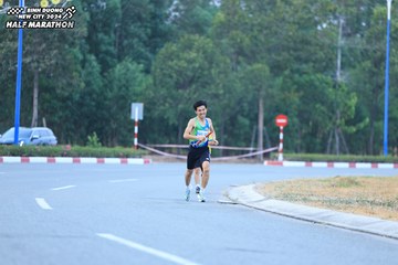 BINH DUONG NEW CITY HALF MARATHON 2024 - Ảnh #1735940