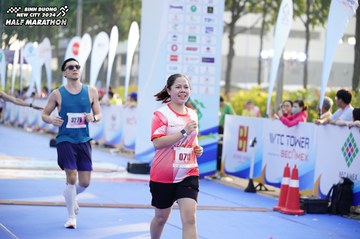 BINH DUONG NEW CITY HALF MARATHON 2024 - Ảnh #1762209