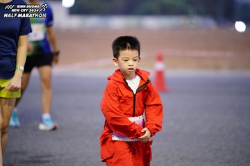 BINH DUONG NEW CITY HALF MARATHON 2024 - Ảnh #1725832