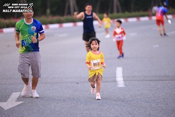 BINH DUONG NEW CITY HALF MARATHON 2024 - Ảnh #1727128