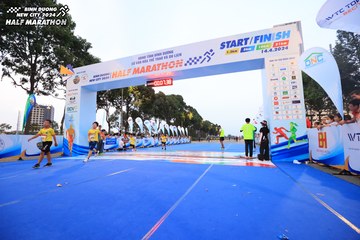 BINH DUONG NEW CITY HALF MARATHON 2024 - Ảnh #1729518