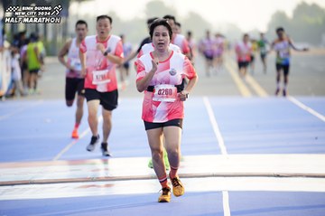 BINH DUONG NEW CITY HALF MARATHON 2024 - Ảnh #1760164
