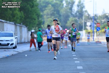BINH DUONG NEW CITY HALF MARATHON 2024 - Ảnh #1766576