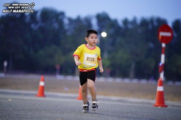 BINH DUONG NEW CITY HALF MARATHON 2024 - Ảnh #1725998