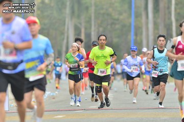 BINH DUONG NEW CITY HALF MARATHON 2024 - Ảnh #1750877