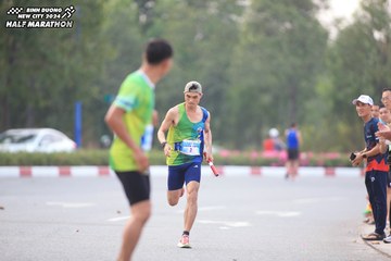BINH DUONG NEW CITY HALF MARATHON 2024 - Ảnh #1736510