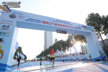 BINH DUONG NEW CITY HALF MARATHON 2024 - Ảnh #1820061