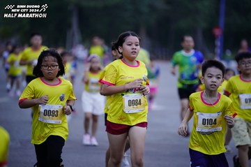 BINH DUONG NEW CITY HALF MARATHON 2024 - Ảnh #1724695