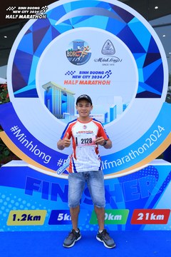 BINH DUONG NEW CITY HALF MARATHON 2024 - Ảnh #1723719