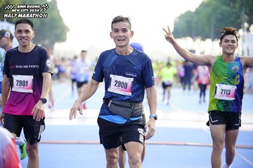 BINH DUONG NEW CITY HALF MARATHON 2024 - Ảnh #1768672