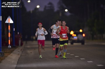 BINH DUONG NEW CITY HALF MARATHON 2024 - Ảnh #1755648