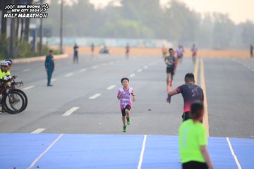 BINH DUONG NEW CITY HALF MARATHON 2024 - Ảnh #1739316