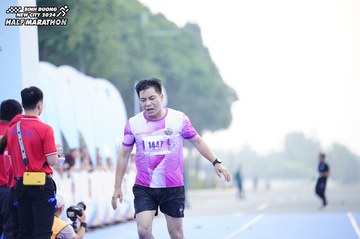 BINH DUONG NEW CITY HALF MARATHON 2024 - Ảnh #1771750