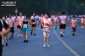 BINH DUONG NEW CITY HALF MARATHON 2024 - Ảnh #1772696