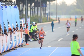 BINH DUONG NEW CITY HALF MARATHON 2024 - Ảnh #1739088
