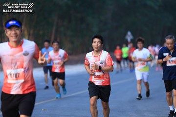 BINH DUONG NEW CITY HALF MARATHON 2024 - Ảnh #1750577