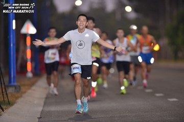 BINH DUONG NEW CITY HALF MARATHON 2024 - Ảnh #1756401