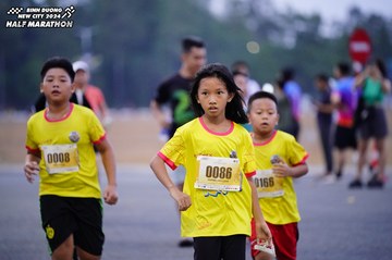 BINH DUONG NEW CITY HALF MARATHON 2024 - Ảnh #1725367