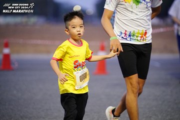 BINH DUONG NEW CITY HALF MARATHON 2024 - Ảnh #1725936