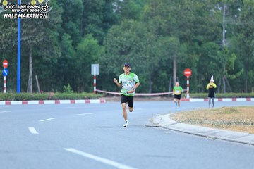 BINH DUONG NEW CITY HALF MARATHON 2024 - Ảnh #1735845