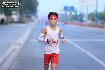 BINH DUONG NEW CITY HALF MARATHON 2024 - Ảnh #1765162