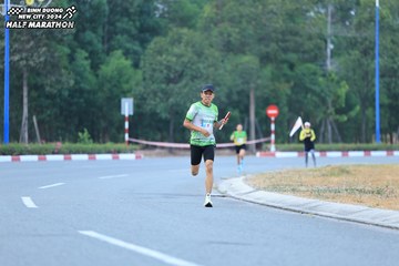 BINH DUONG NEW CITY HALF MARATHON 2024 - Ảnh #1735843