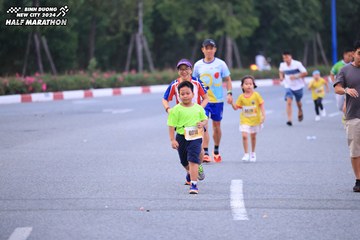 BINH DUONG NEW CITY HALF MARATHON 2024 - Ảnh #1726977