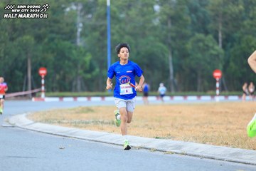 BINH DUONG NEW CITY HALF MARATHON 2024 - Ảnh #1735607